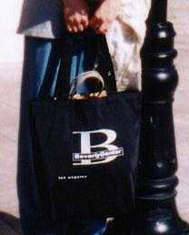 �r�o���[�Z���^�[�̃g�[�g